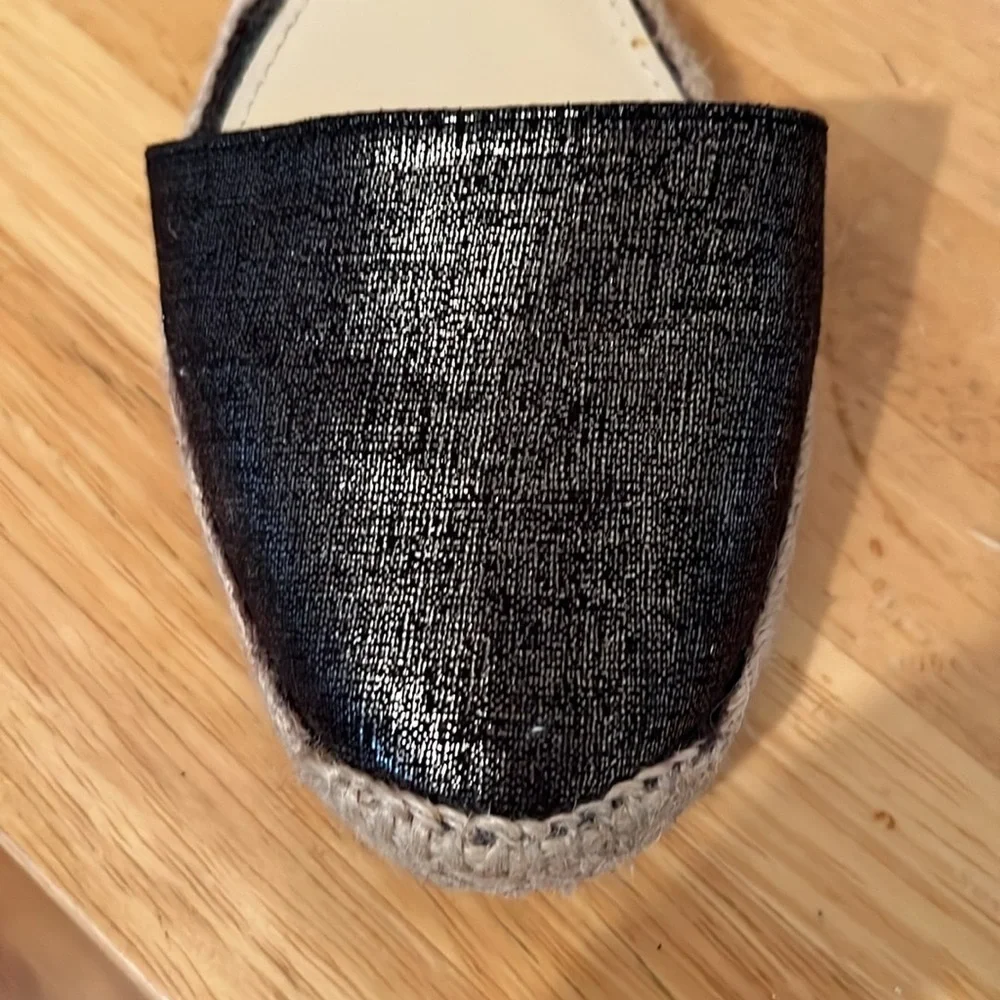 Calvin Klein Shirley Pewter Metallic Ankle Strap Espadrilles Silver Buckle 9